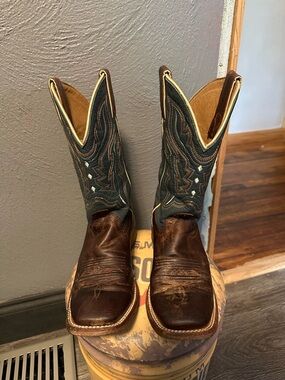 Cody James Men’s Broad Square Toe Brown Leather & Dark Teal Cowboy Boots 7D